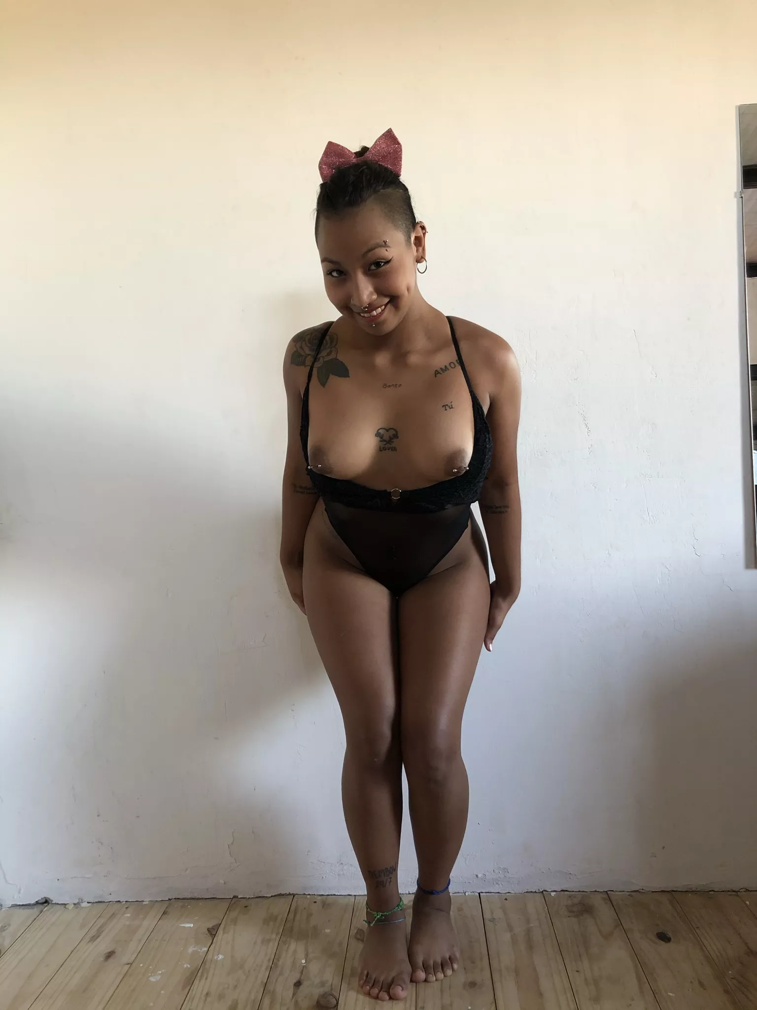 Sniff me i smell so good