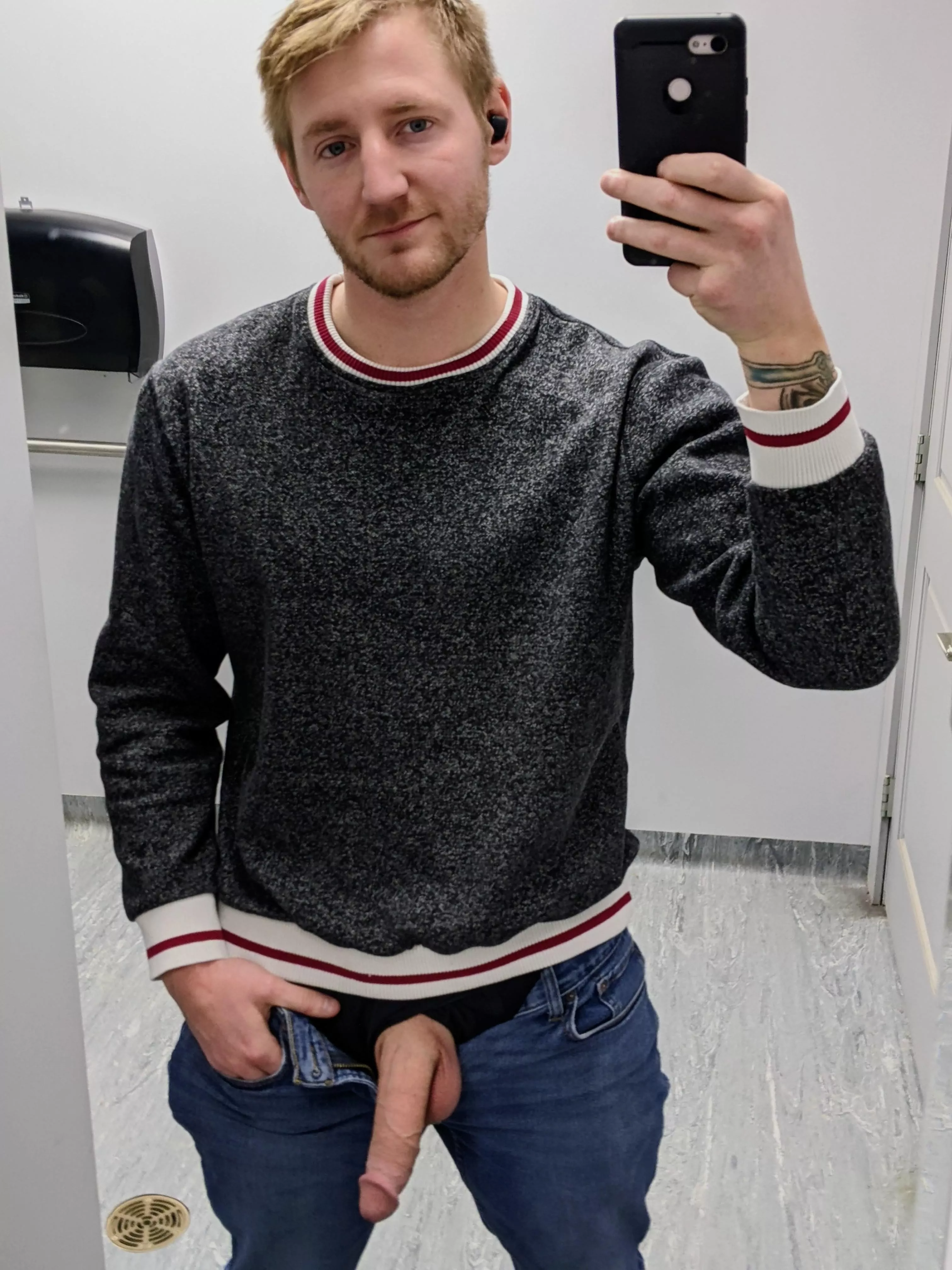 soft eyes, soft hang it's a soft Thursday