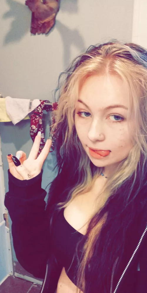 Some message me if you want to breed her