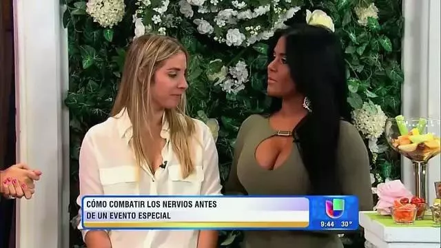 The breast envy is real🌰🌰👀 and clearly visible on live TV📺