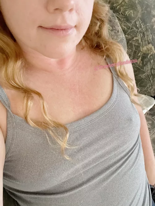 Too exhausted to put on a bra today. It’s gonna be interesting when I get to the bus stop. 😜