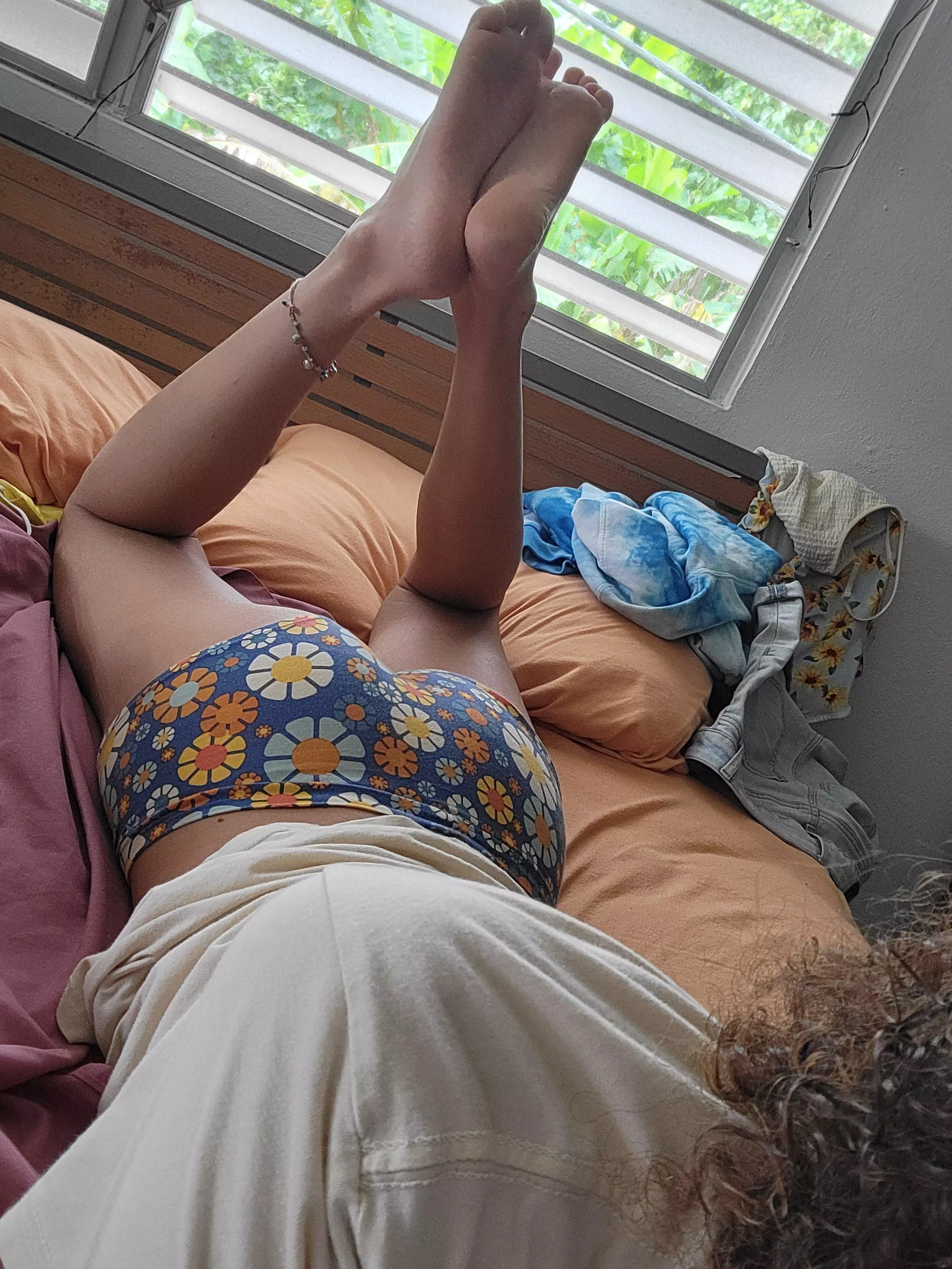 What would come to mind if you walk in on me like this ?