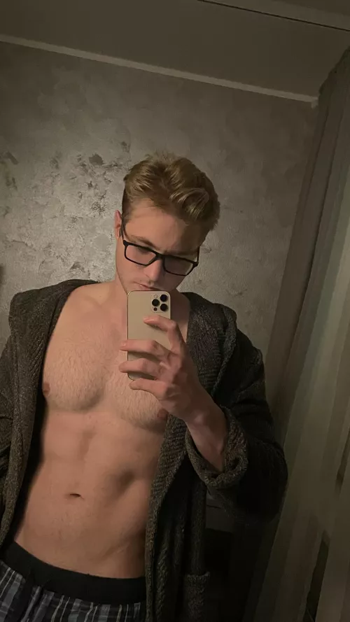 Who’s down for some fun? 👀