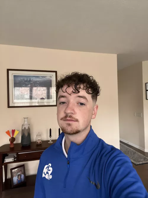 Wishing I had a bf to send cute selfies like this to :(