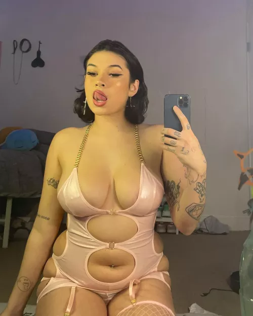 would u be mad if i wore this on the first date?