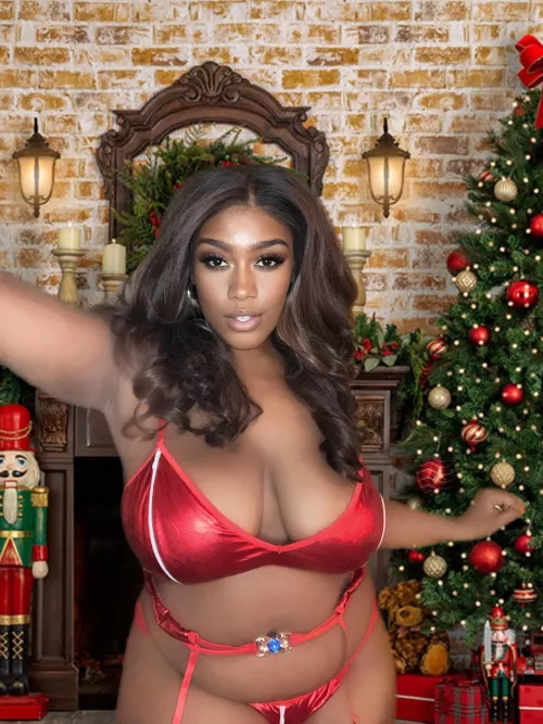 wyd if santa leaves me by the tree babe??👸🏾🎁🎄❤️