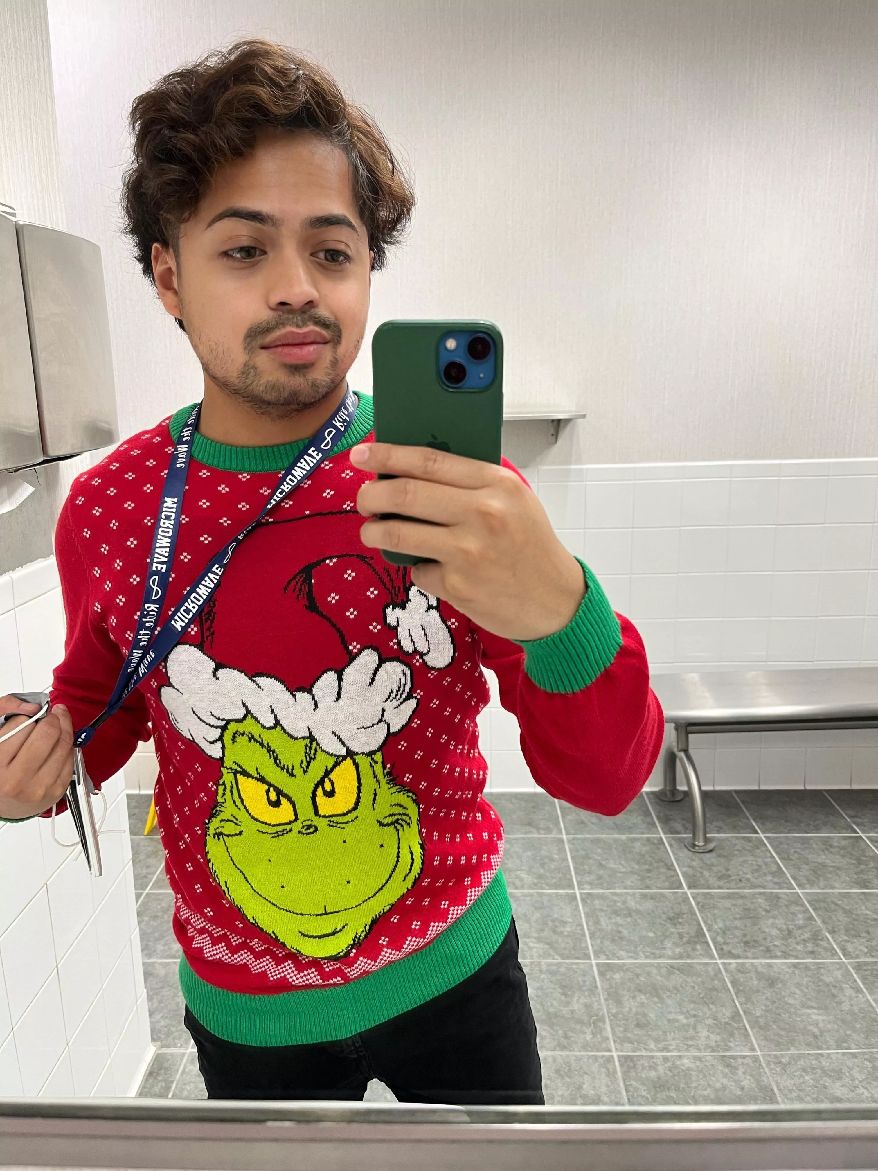 You’re a Mean One, Mr. Grinch 😡