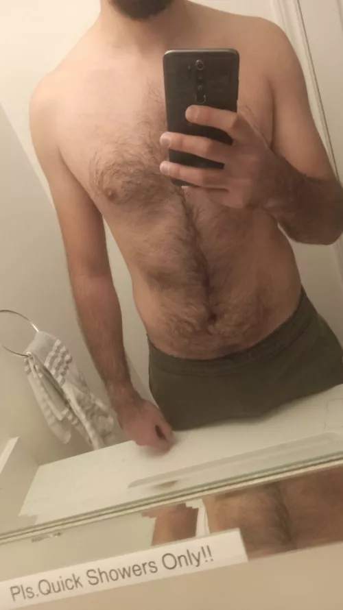 27 top in Toronto. Any muscled or bodybuilders close by?