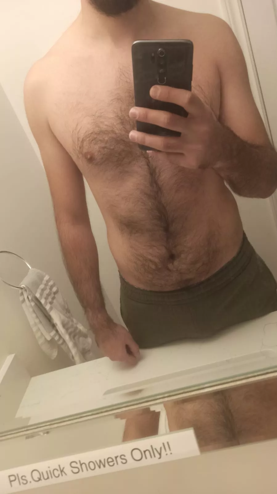 27 top in Toronto. Any muscled or bodybuilders close by?