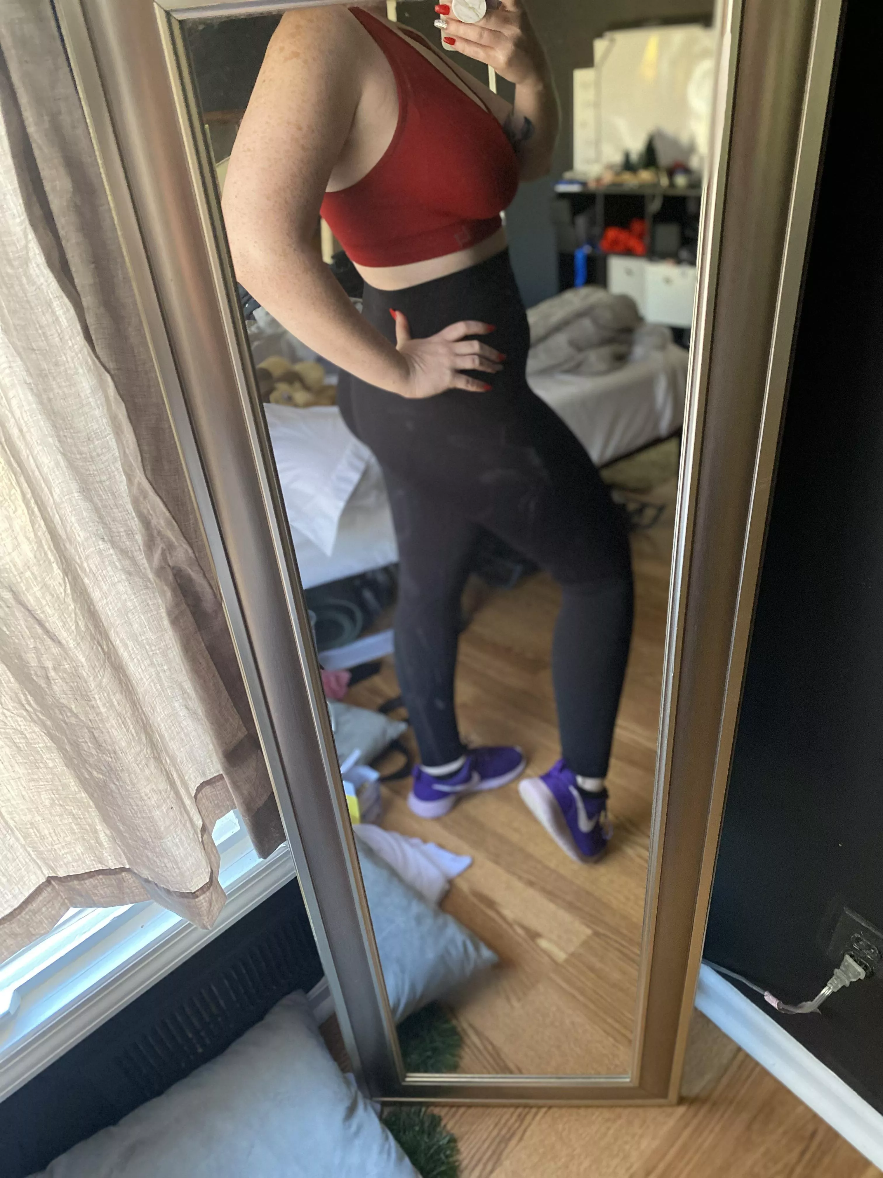 A lady at the gym said my outfit was too revealing. I just shook my ass at her as I walked away 😂