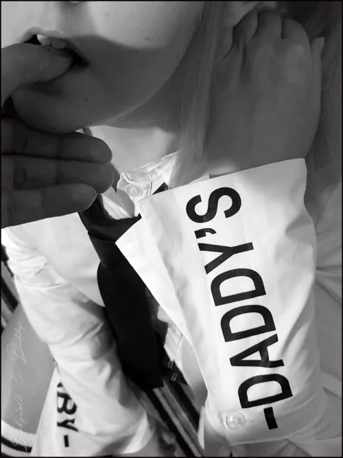 Anything for you, Daddy 💋