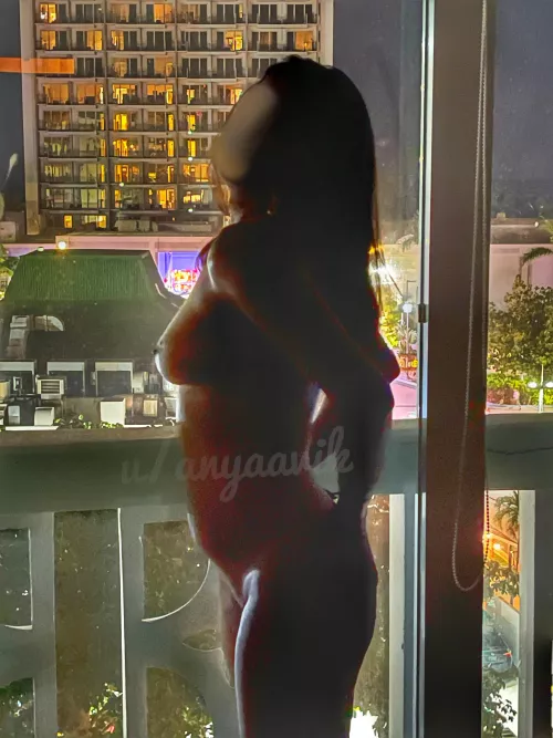 Bet someone had a nice view ! [F]