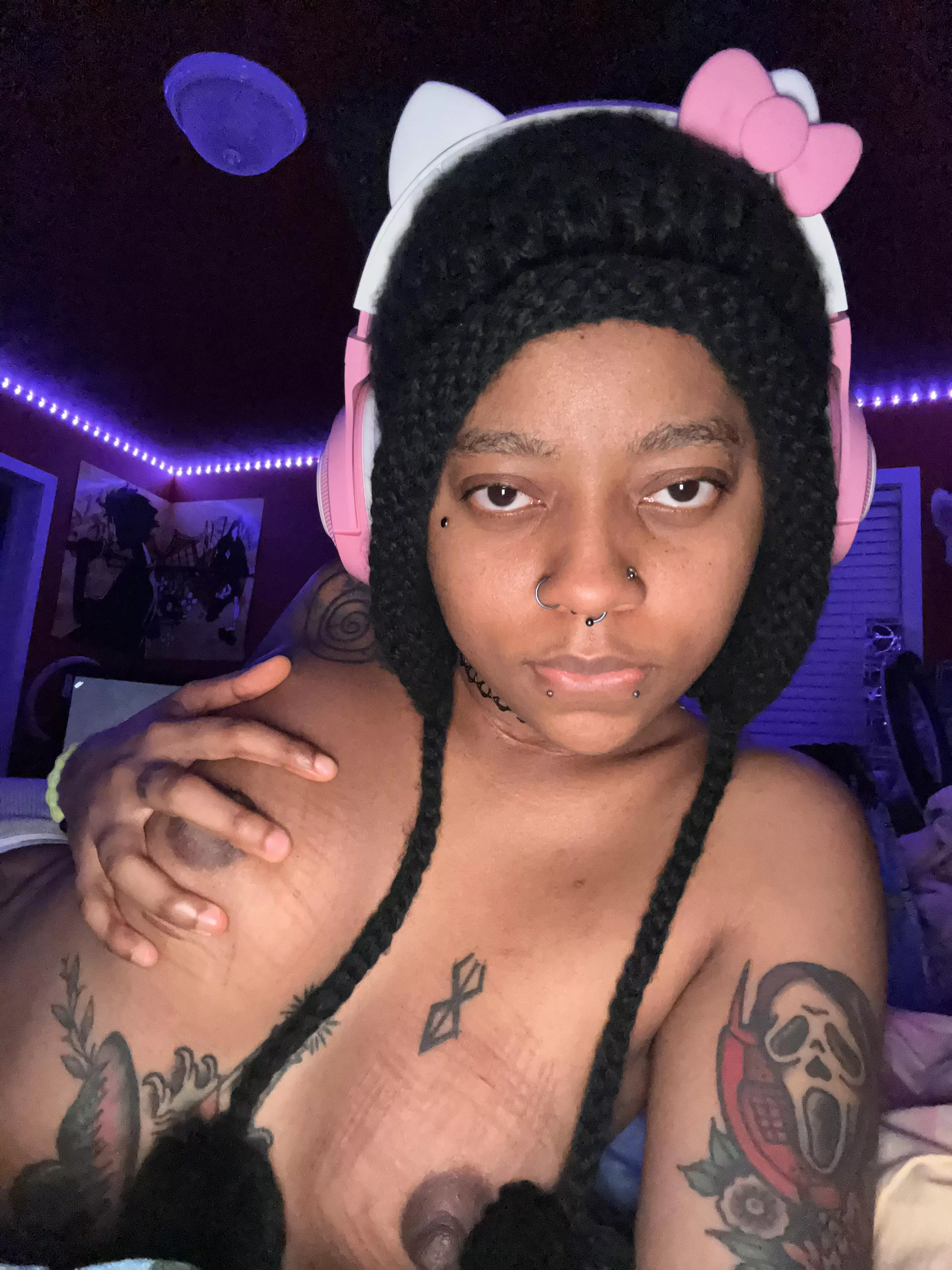 Can I play with your clit?