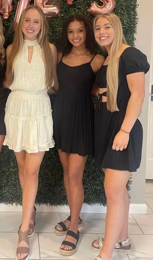 Cute College Gals...