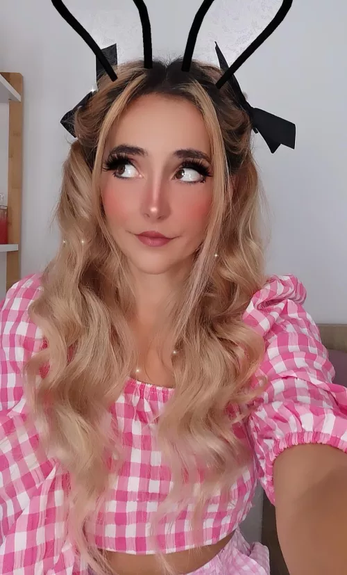 do you like cute innocent look bunny girls?