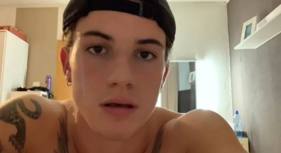 Does anyone know what's this guy's name?