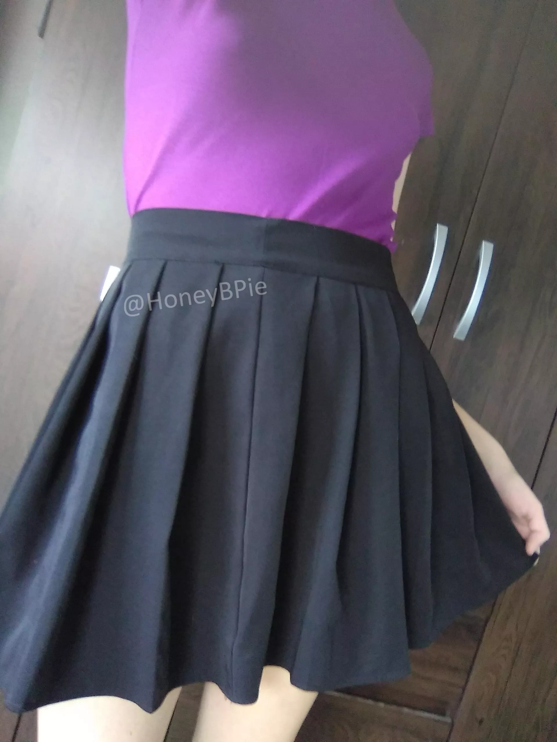 Does this suit me well?? :3 I'm feeling cute