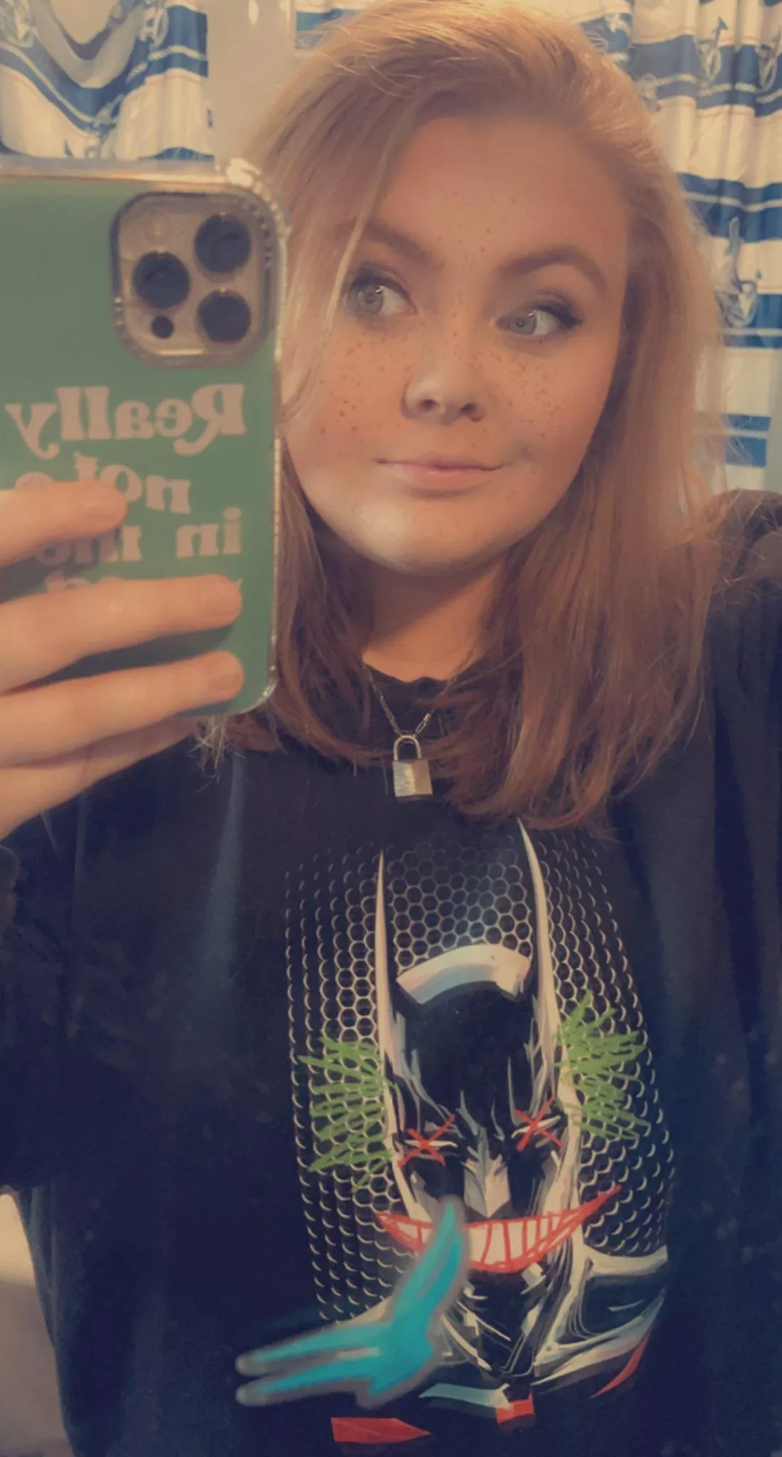 F18+ I bought a new Batman hoody because it’s too cold !