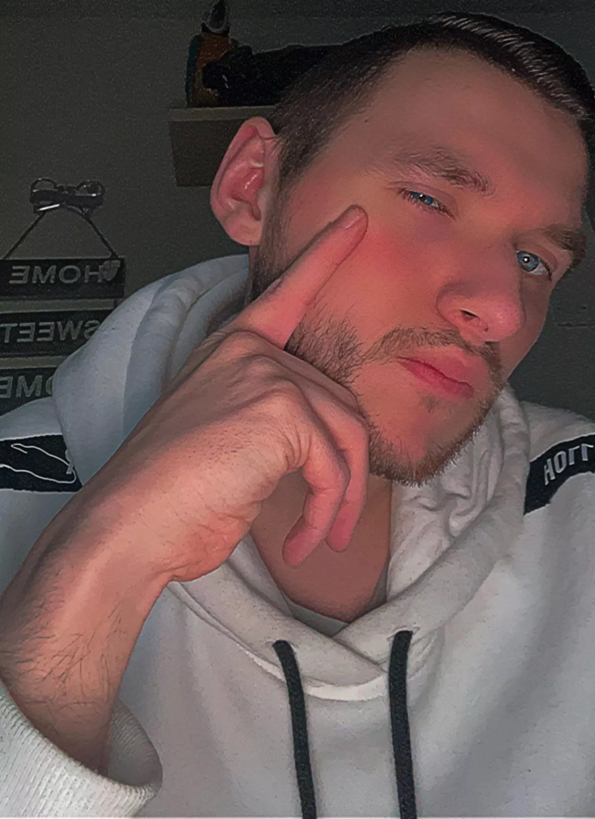 From north west England anyone looking for dates and a relationship?