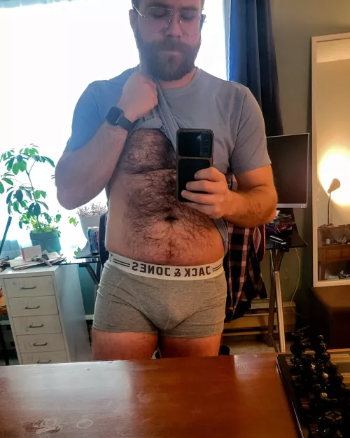 Had to shave the beard for Halloween. we're almost back to where I want it !