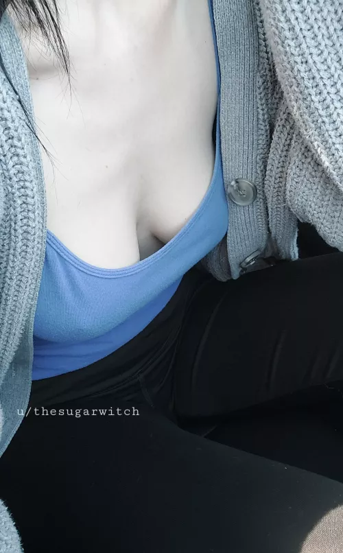 Happy almost weekend. 🎉