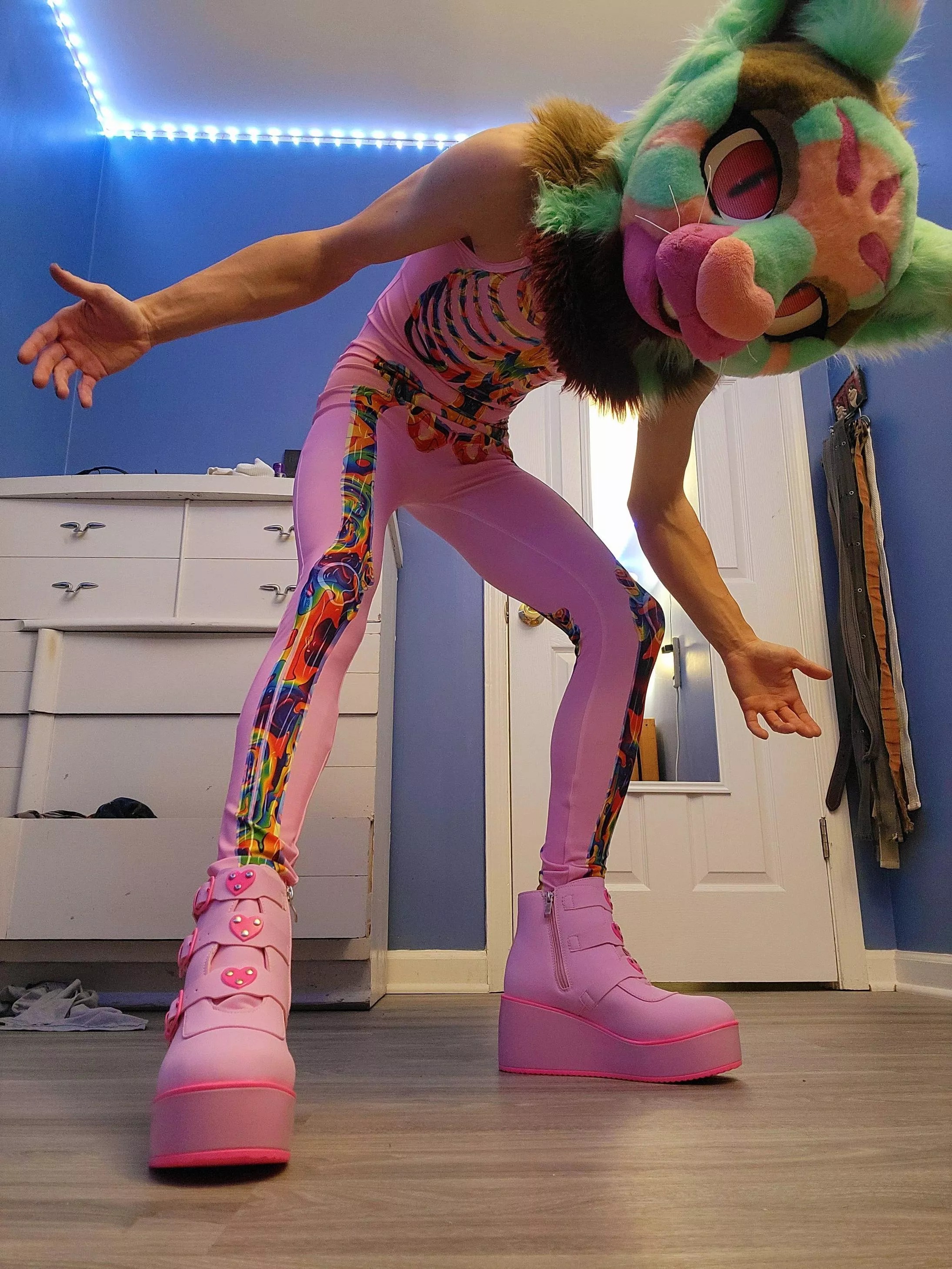 Happy Fursuit Friday!