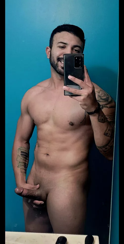 Hey bro, UpV if you'd want this inside you. Then LMK which hole 😉 (26)