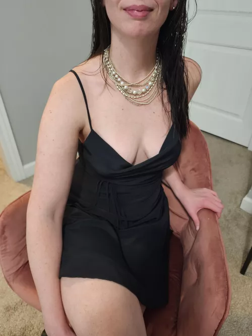 I hardly ever get chances to dress up for anything anymore [F]