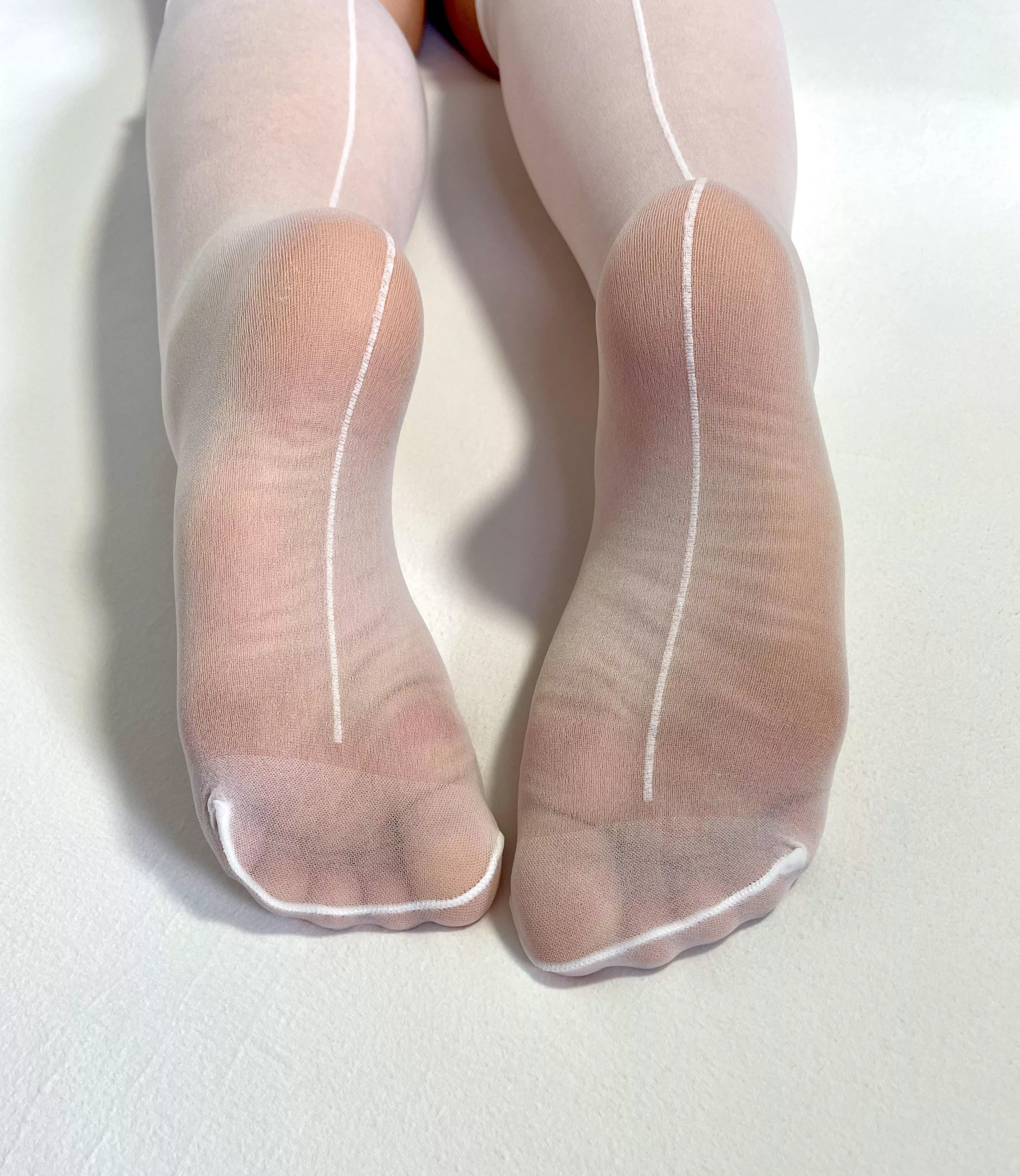I hope you like my soles and toes 🥰?