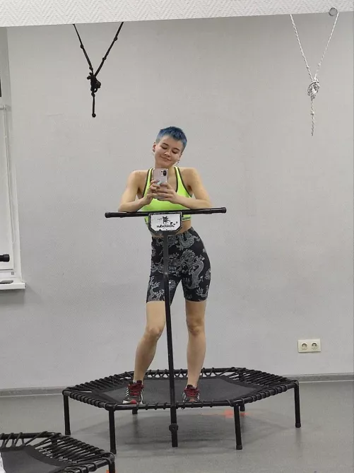 I like to play sports and watch my sexy figure