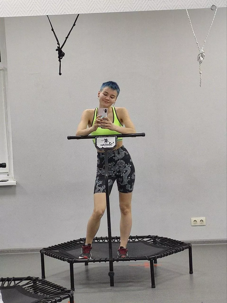 I like to play sports and watch my sexy figure