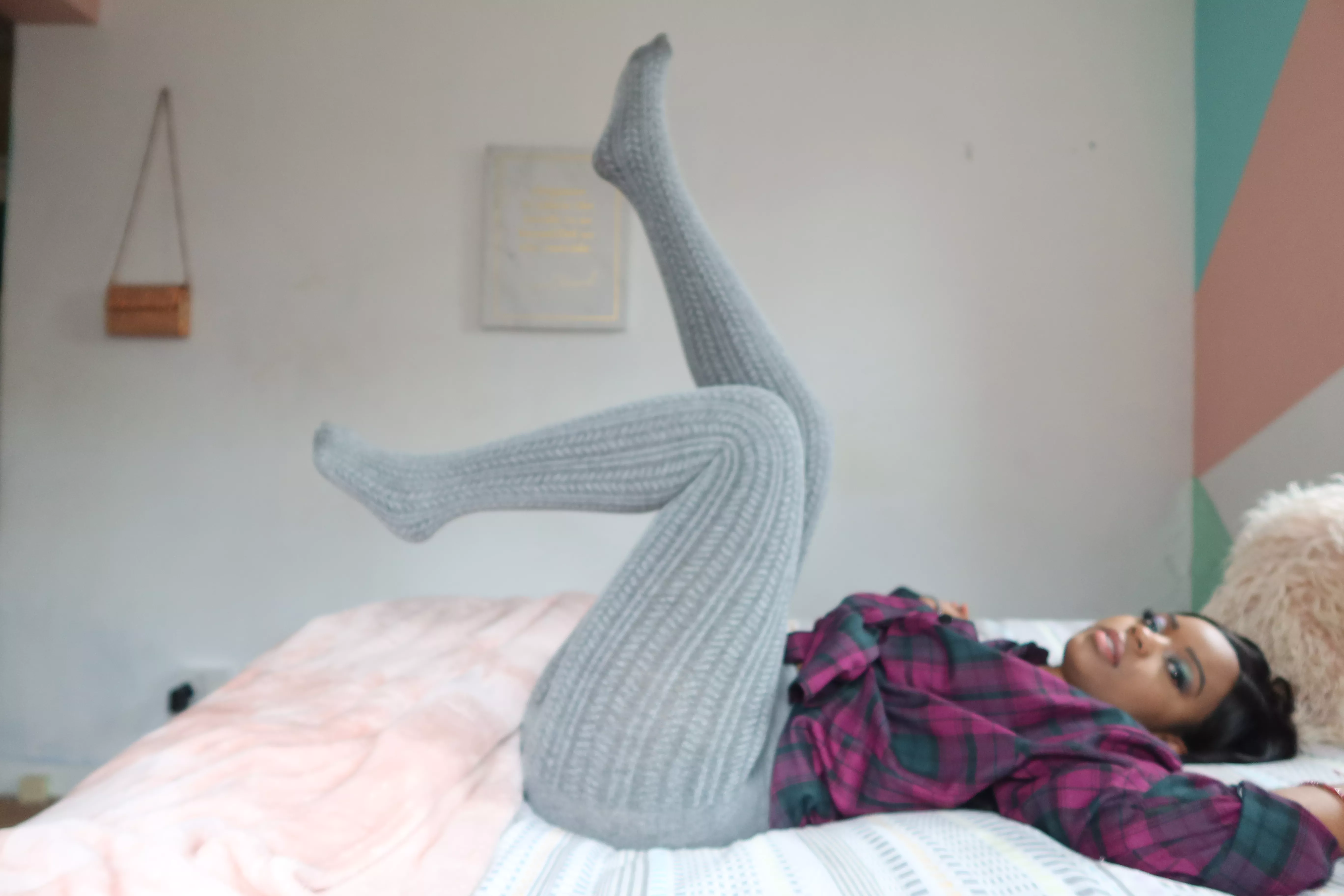 In love with these wool tights... Legs up! 😏💋