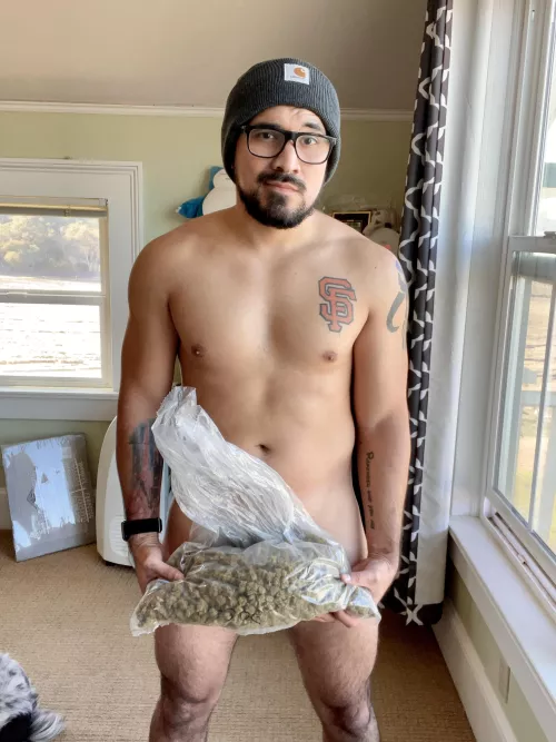 Let’s stay in, s[m]oke and fuck while watching terrible Christmas movies