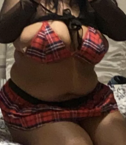 Looking for a Daddy (23F)