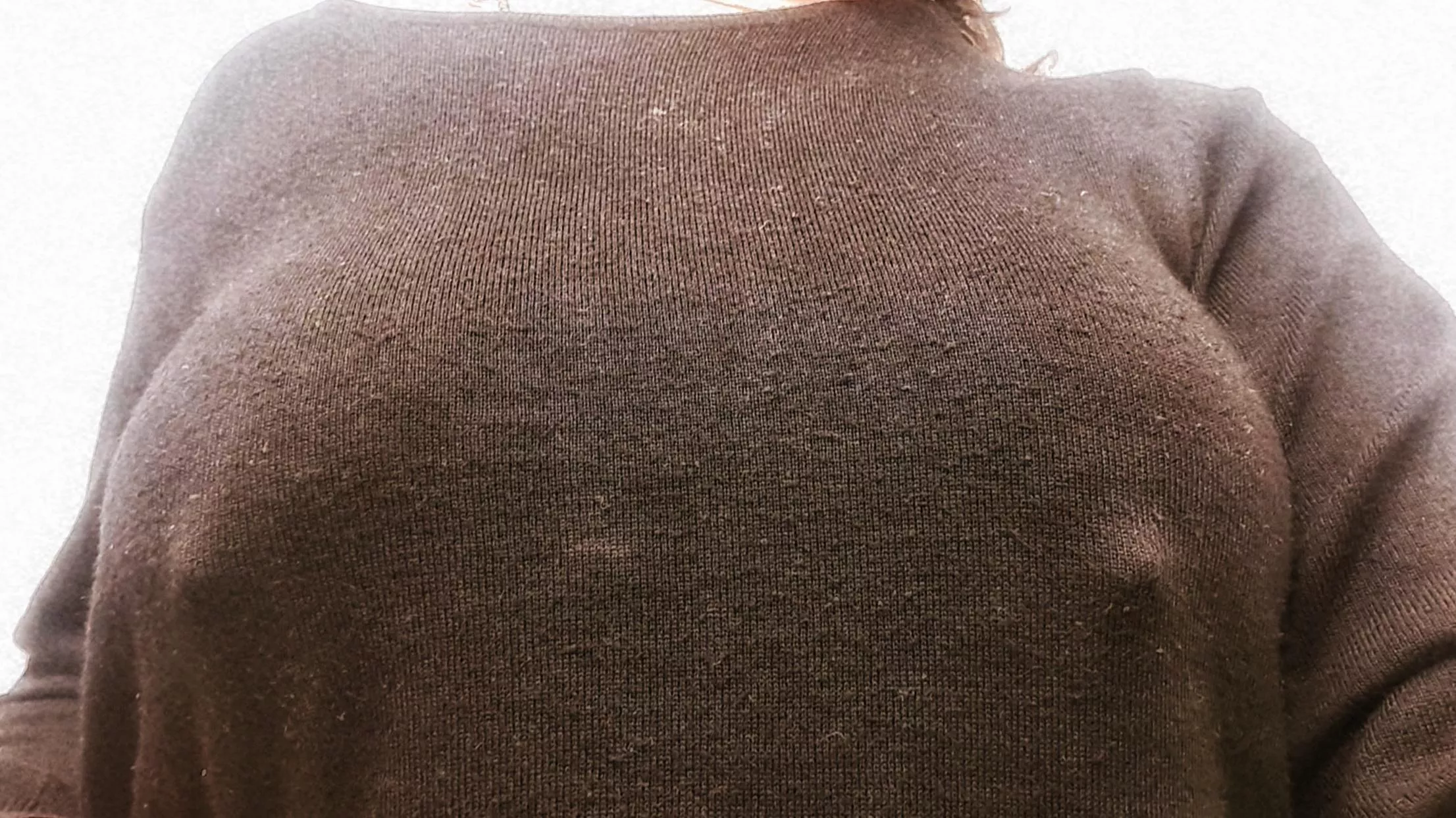 love pinching my nips to make them more prominent!