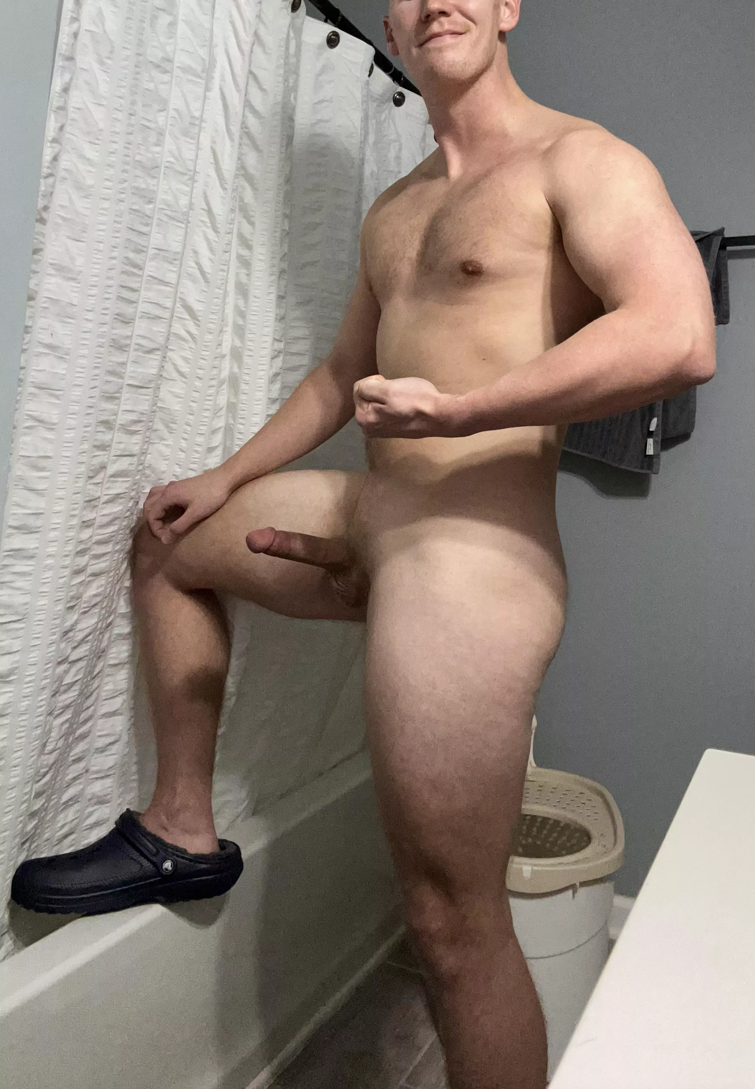 (M) as a wise man once said, rock out with your crocs out 😉