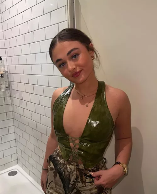 Petite brunette Katie