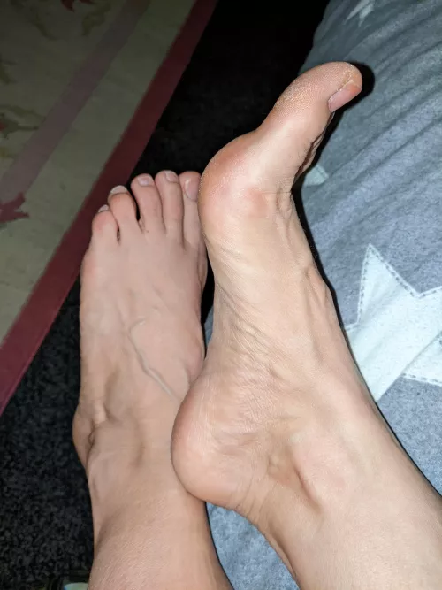 Rub some lotion on please