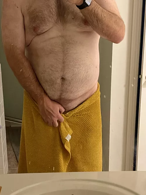 Shower after the gym and grading finals… time to light up and relax :p