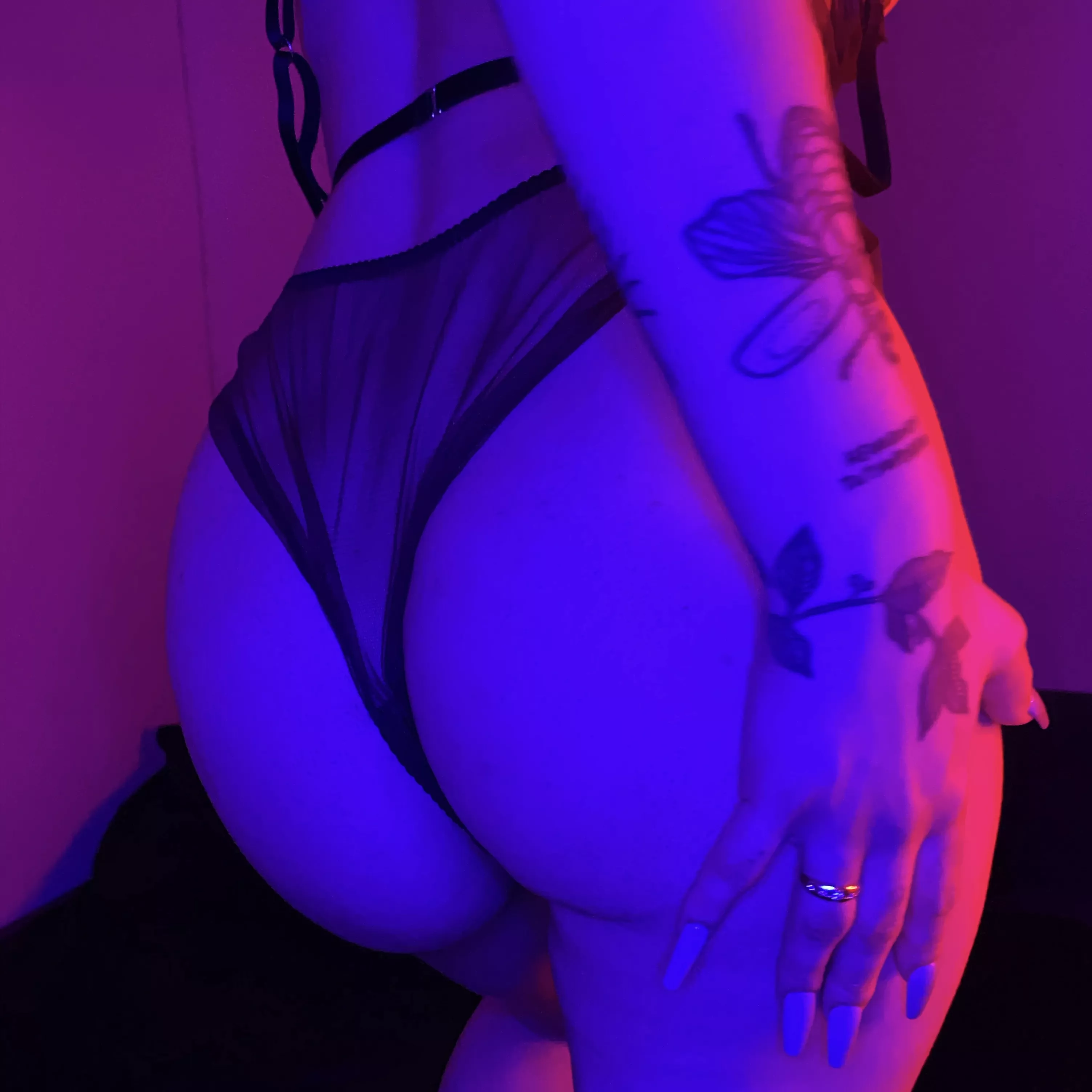 Smacking my ass is the easiest way to get me wet