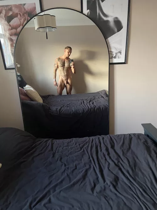 Someone come help me mess up this bed please