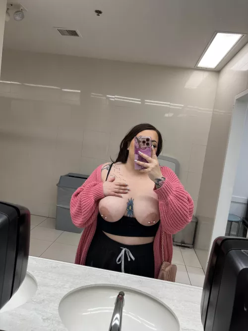 Someone walked in as I was taking this 🙈