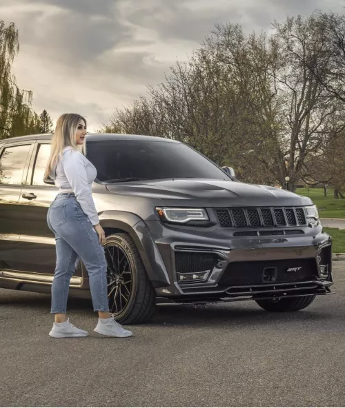 Who’s body is nicer?