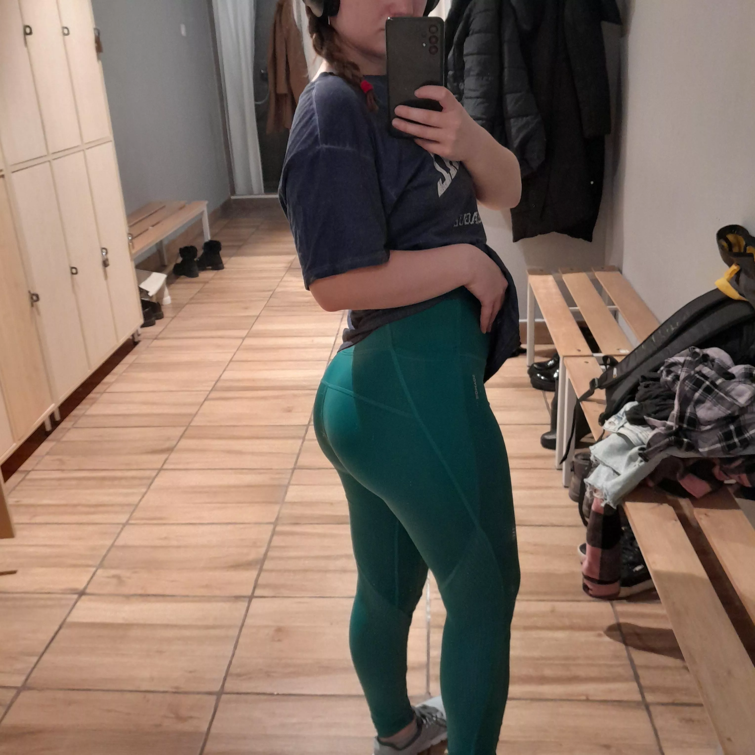 You may smack it if you want