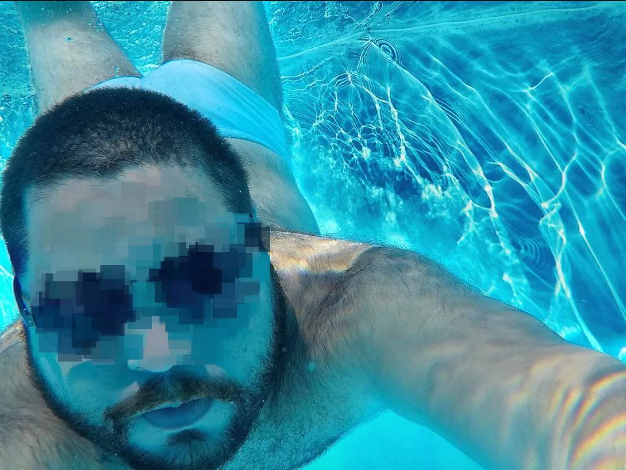 [35] Dad only had white briefs to swim. People around surely had a nice view later.