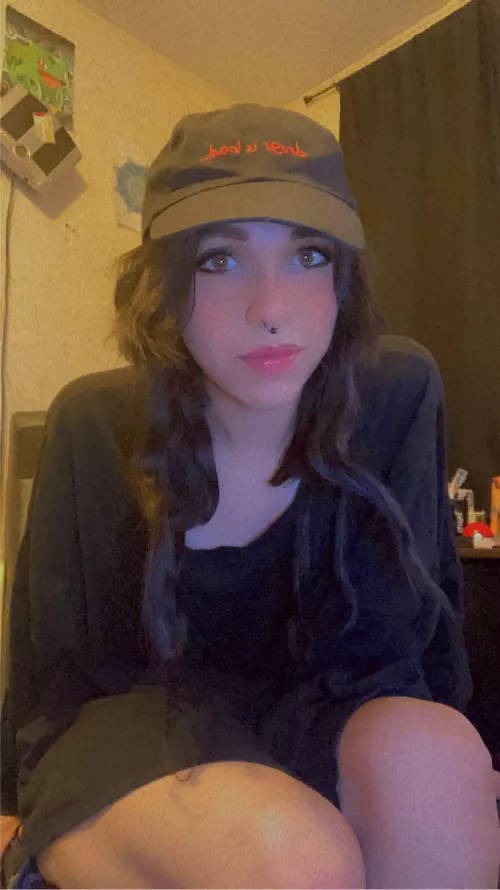 Another Femboy Friday post 🖤