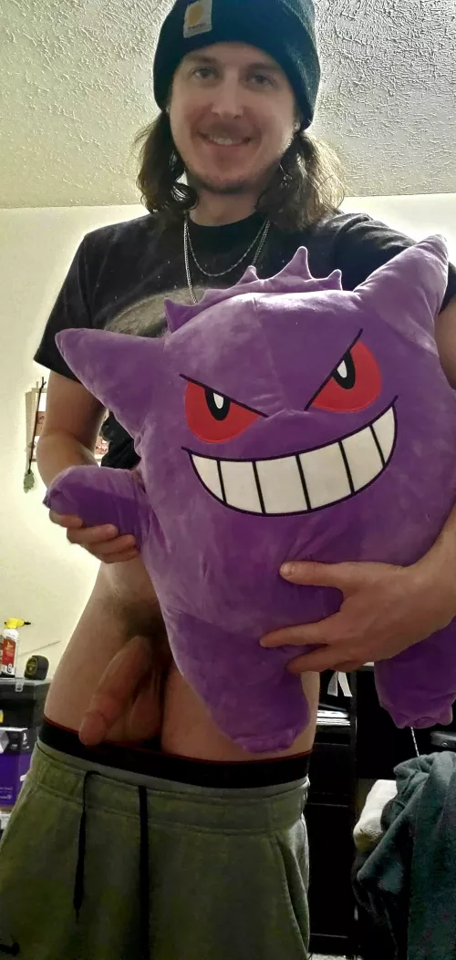 Any ladies down to cuddle with me and Gengar?