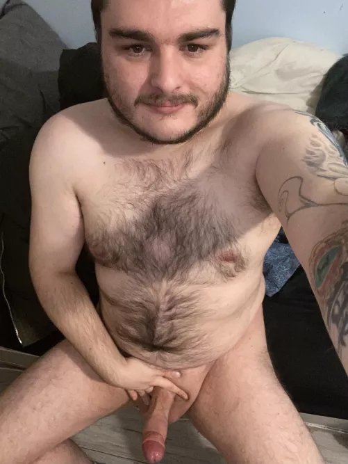 Any ladies like their men thicc and hairy?