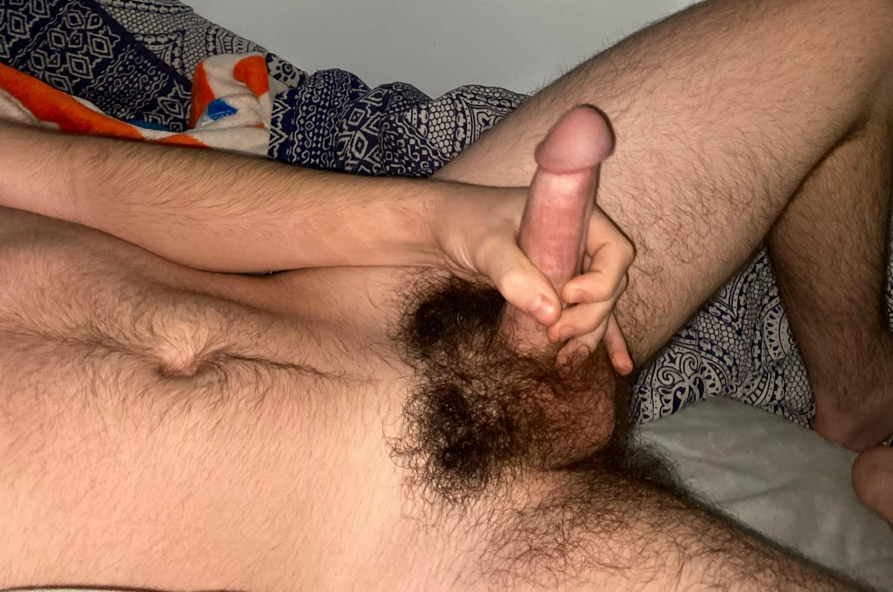 Anybody willing to go nose deep in my bush?