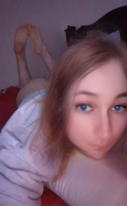 Anyone want my feet?